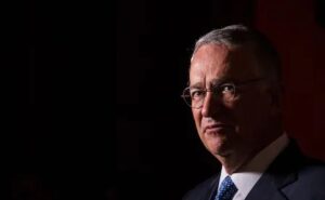 SAT solicitará pago de 51 mil mdp a Grupo Salinas para enero de 2026; llama a cubrir deudas correspondientes