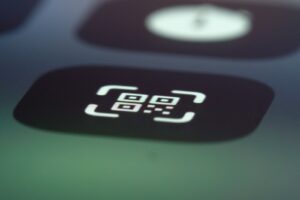 Policía Cibernética de SSC CDMX alerta sobre nueva modalidad de fraude con códigos QR en paquetes