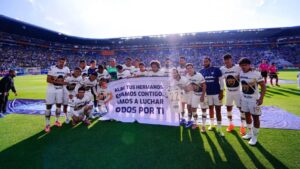 Pumas dedica mensaje para Alan Medina por su dura lesión