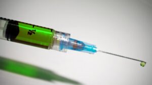 Cofepris detecta venta irregular de medicamento exclusivo para trastornos autoinmunes