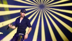 Enrique Iglesias sube la temperatura en el Fan Fest Monterrey entre gritos y emociones