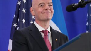 Infantino niega que la FIFA pretenda vender el Mundial