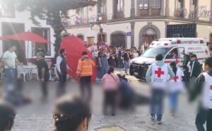 Registran atropellamiento múltiple en la feria de la Manzana en Zacatlán; hay 15 heridos