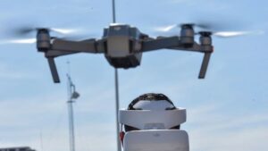 Defensa Nacional confirma el uso de drones por grupos de tráfico de personas en la frontera norte